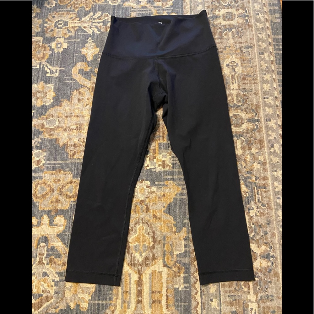 Lululemon Wunder Under Crops